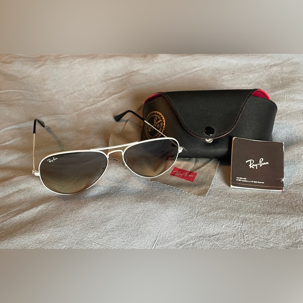 Ray-Ban Aviator Sunglasses